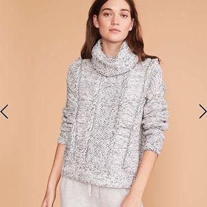 Lou & Grey Gray Cable Knit Sweater